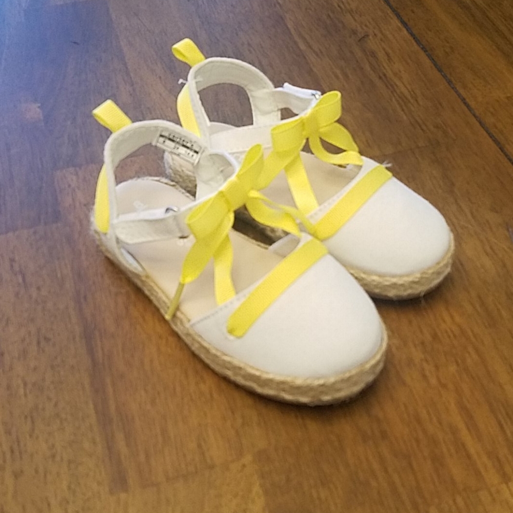 Carter's shoes